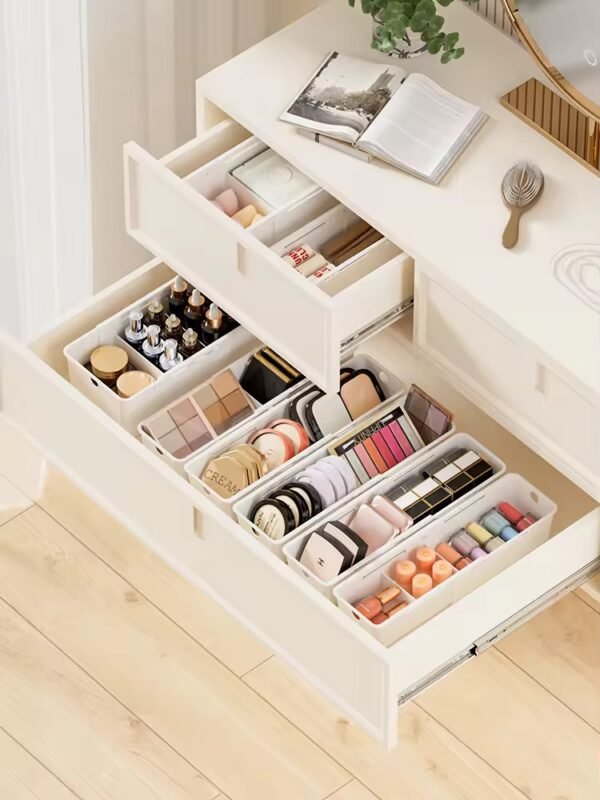 Mission extendable compartment tray - Image 4